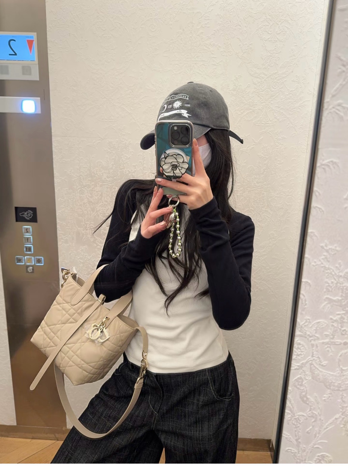 332cf8ee815df5f31aac26ab355a87d7_1747757856_733.jpeg