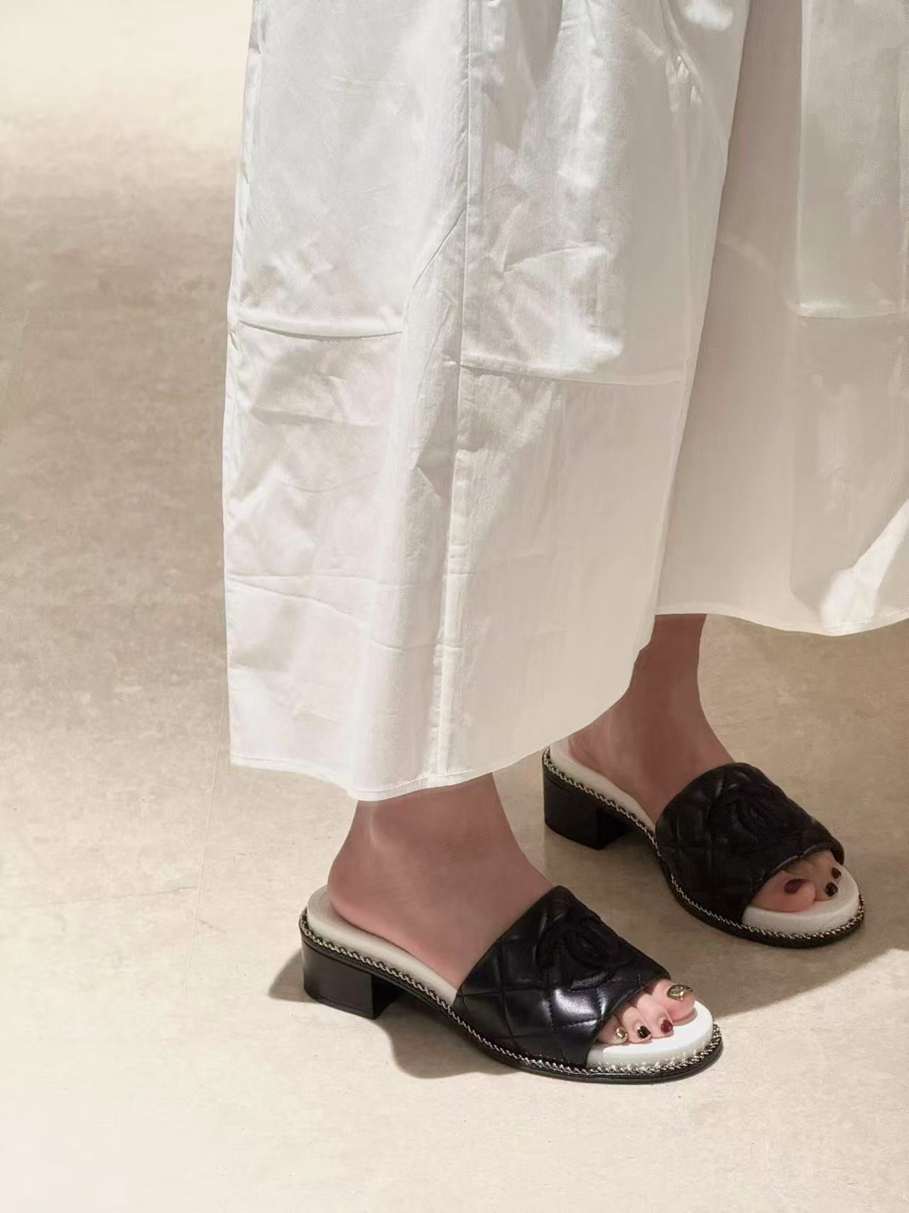 Chanel 25cc Logo Slipper(+2color)