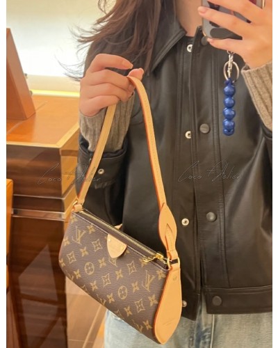 Louis Vuitton 포쉐트 티레트 M47123