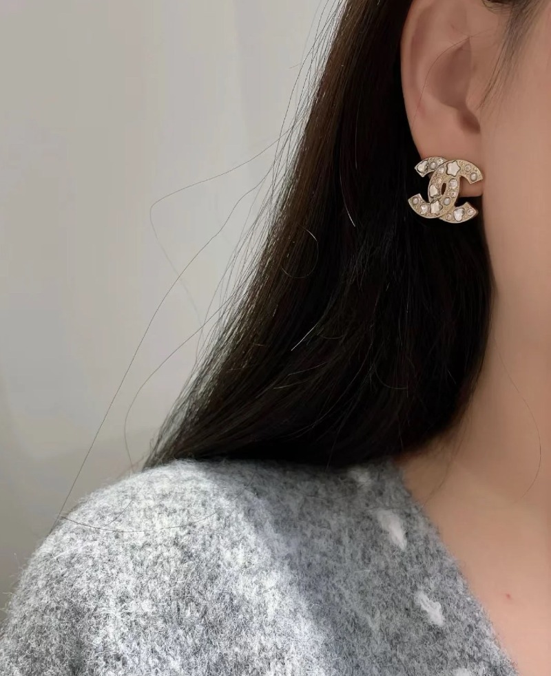 CHANEL 샤넬 cc 귀걸이