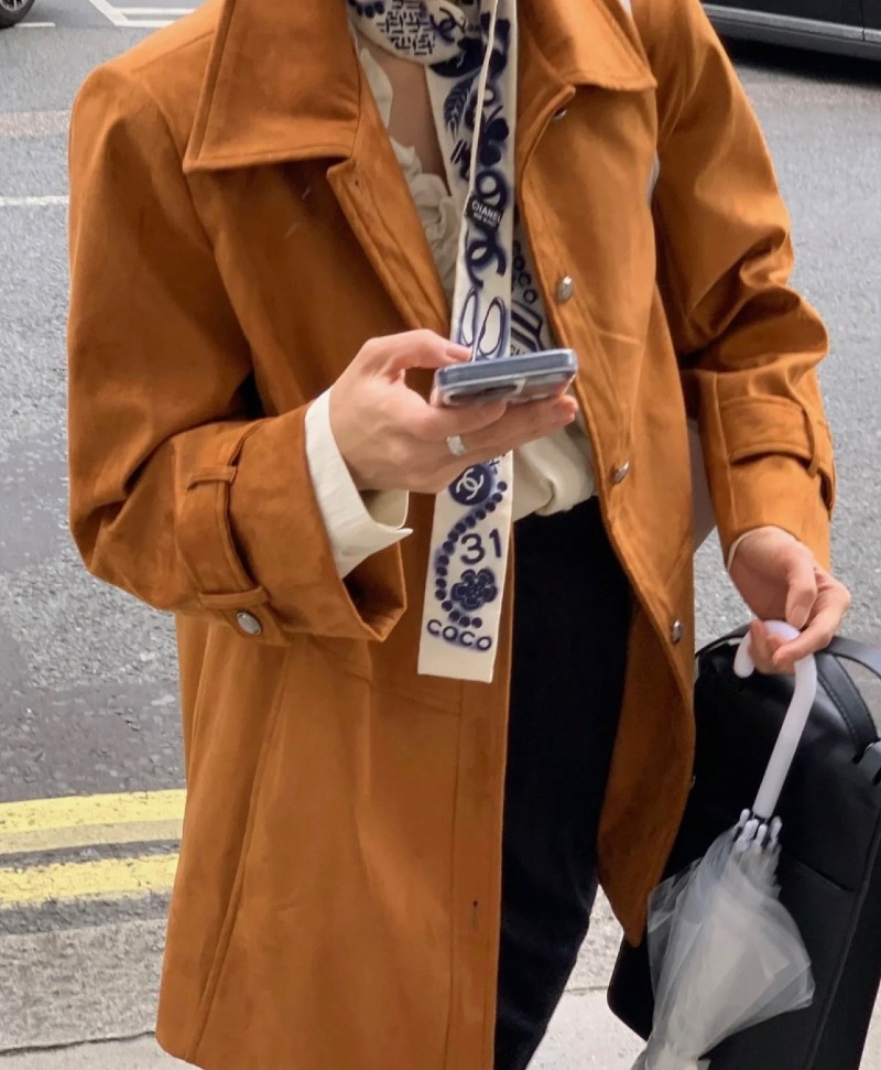 CHANEL샤넬 cc 로고 실크 트윌리