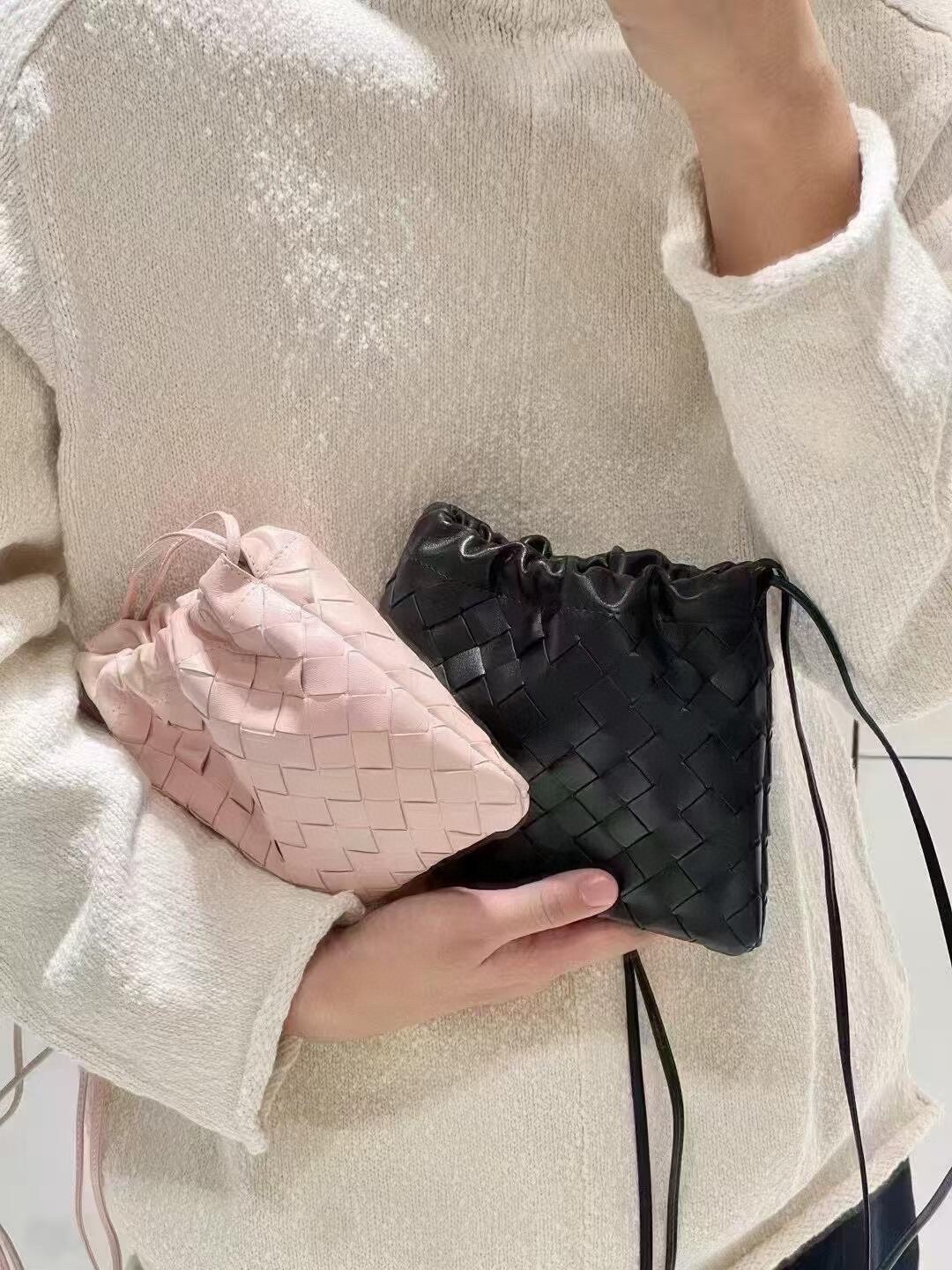 Bottega Veneta 더스트백 스몰