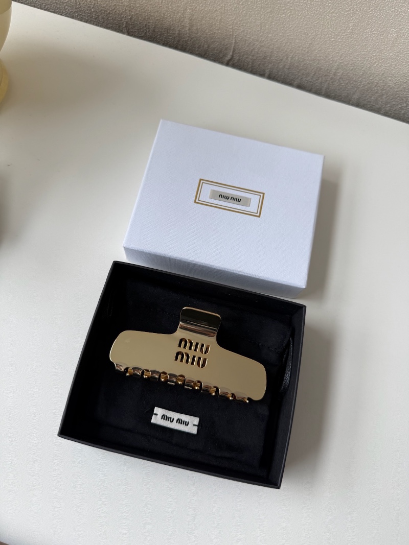 Miumiu 미우미우 집게핀