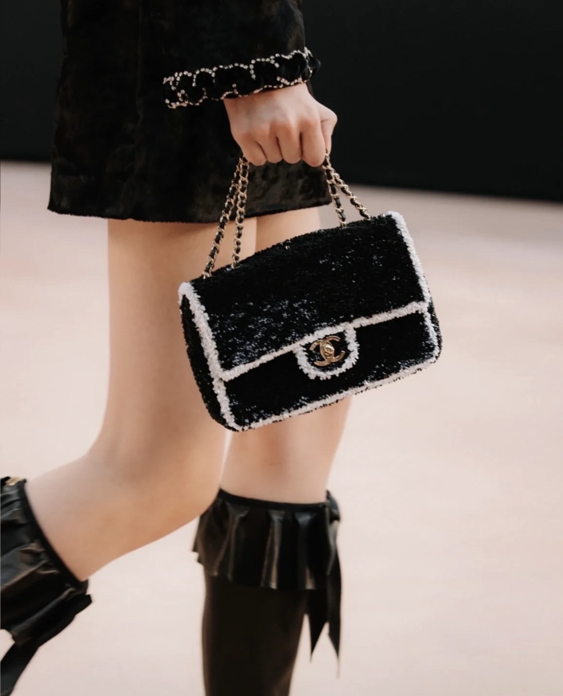 CHANEL Spangle Flap (+2color)