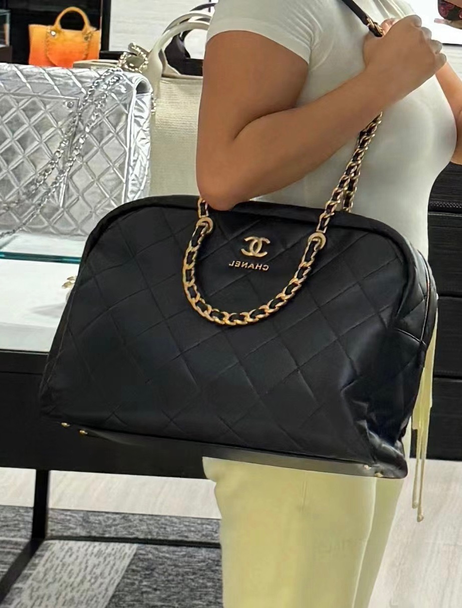 CHANEL Chanin Bag