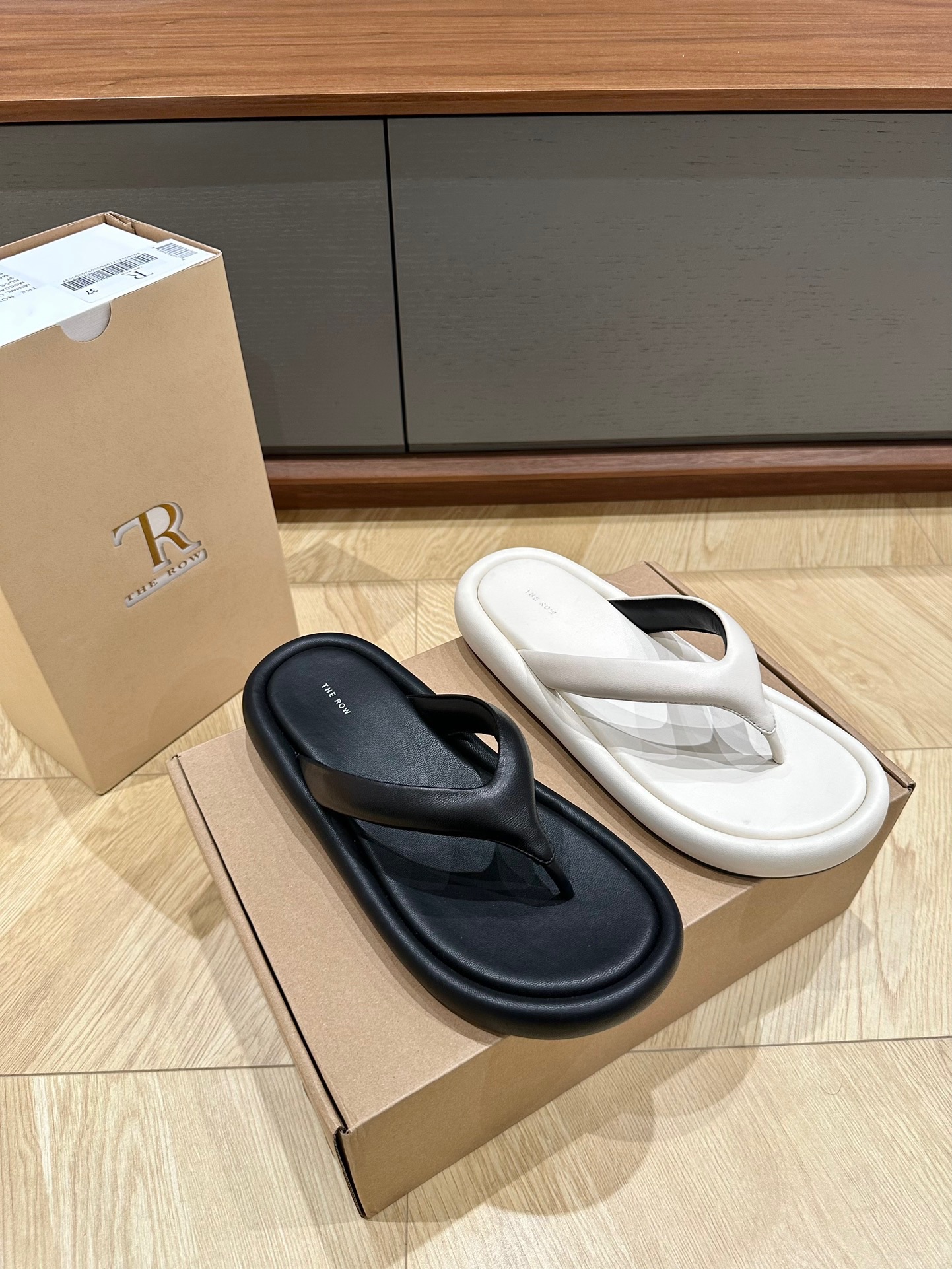 The Row Filpflop(+2color)