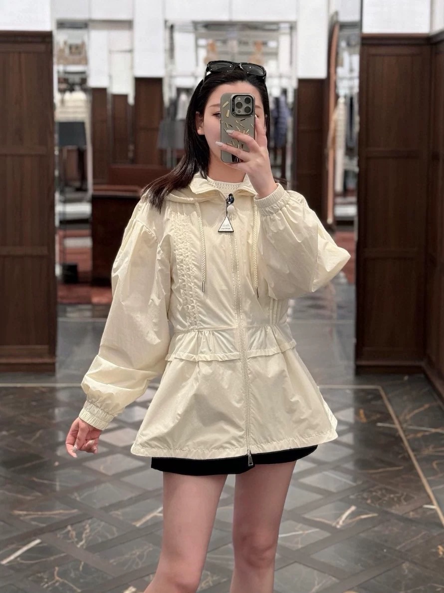 Moncler 몽클레어 바람막이