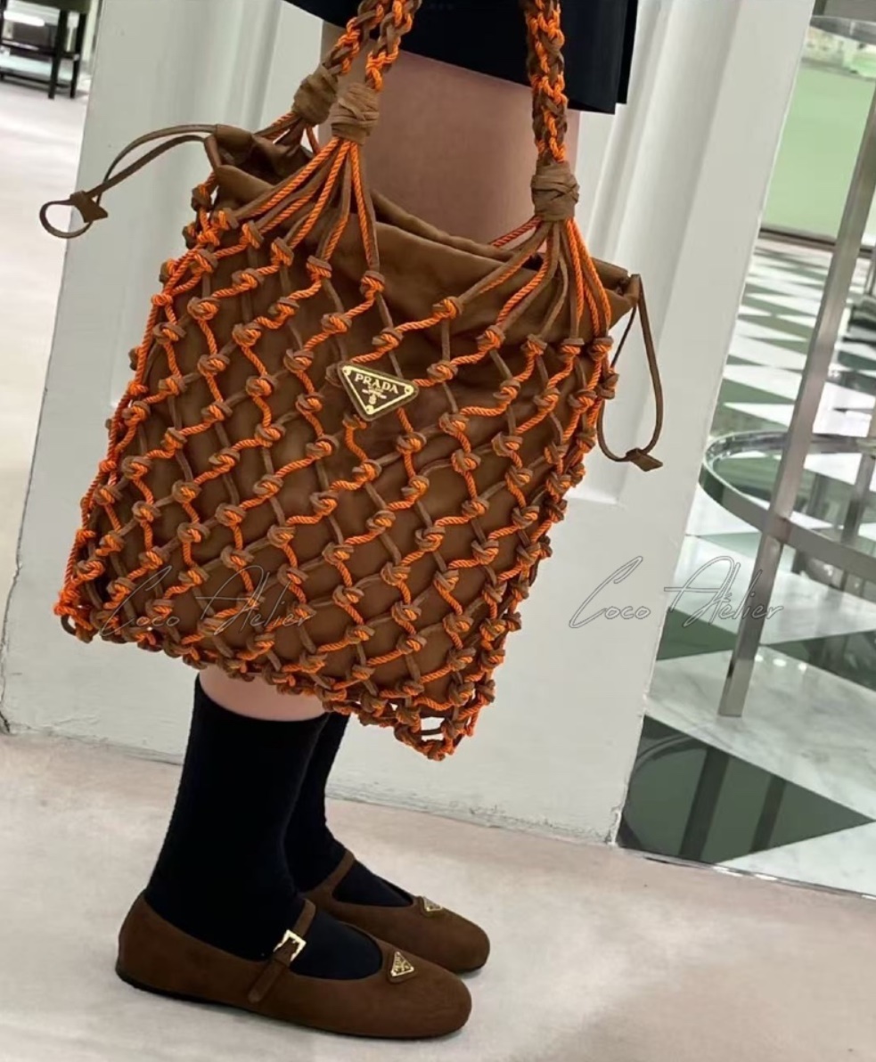 PRADA 프라다 삼각로고 메리제인 플랫