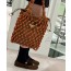 PRADA 프라다 삼각로고 메리제인 플랫
