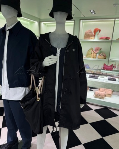 PRADA 프라다 리나일론 바람막이