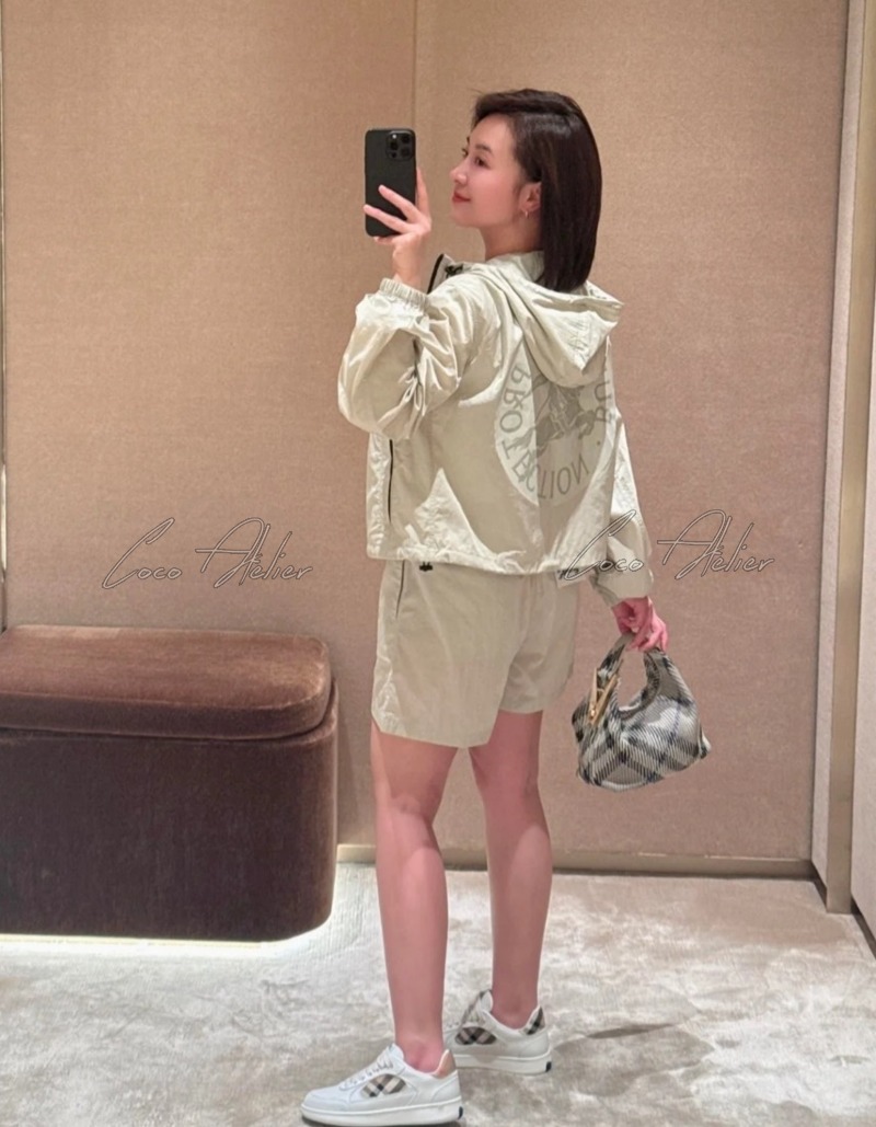 Burberry 버버리 후드 바람막이