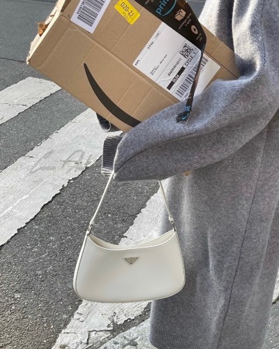 PRADA프라다 클레오 브러시드
