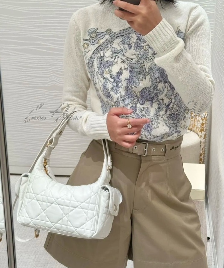 Dior 디올 캐시미어 자수 니트