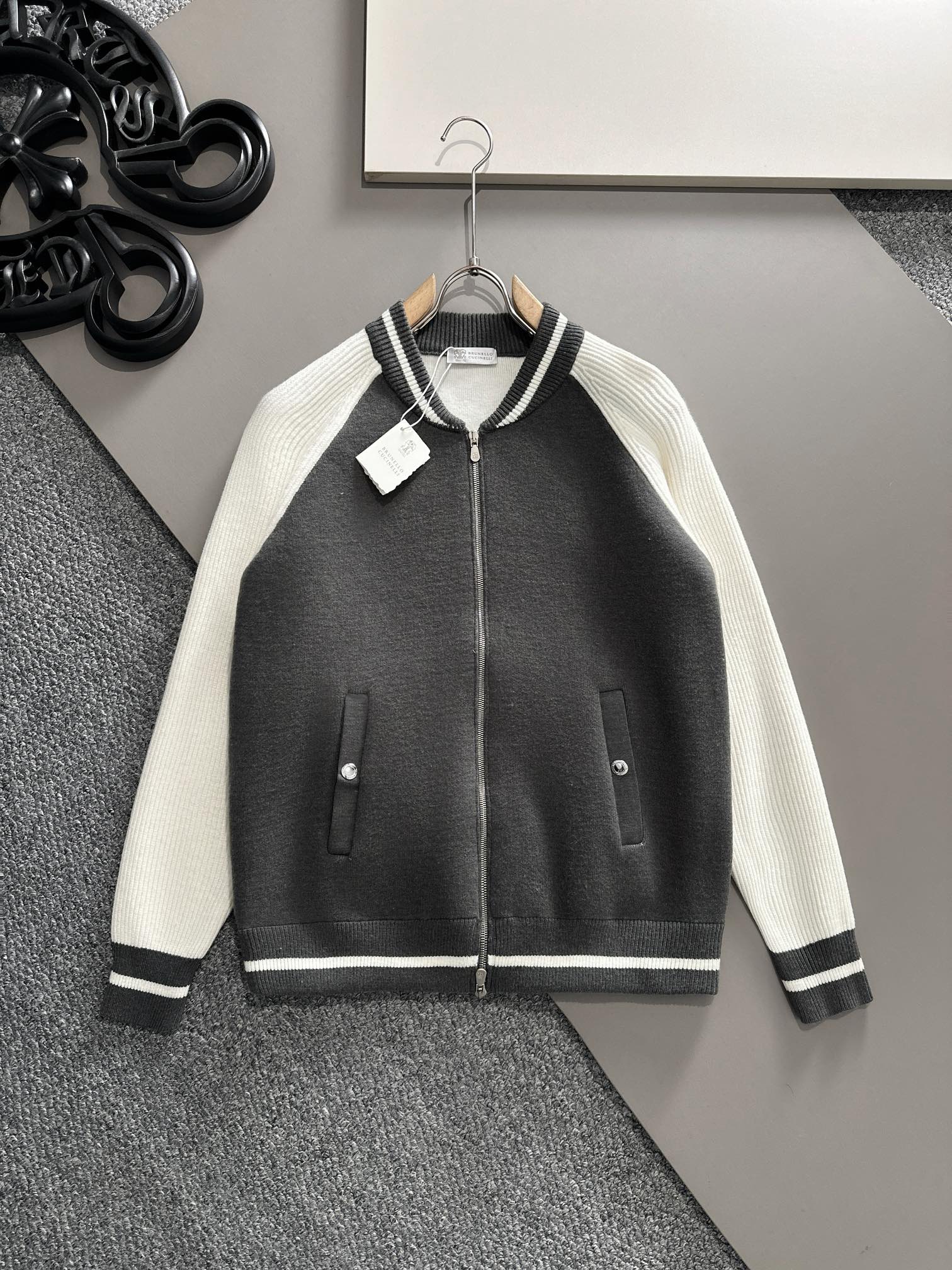 BRUNELLO CUCINELLI 브루넬로 쿠치넬리 짚업 가디건 +3color