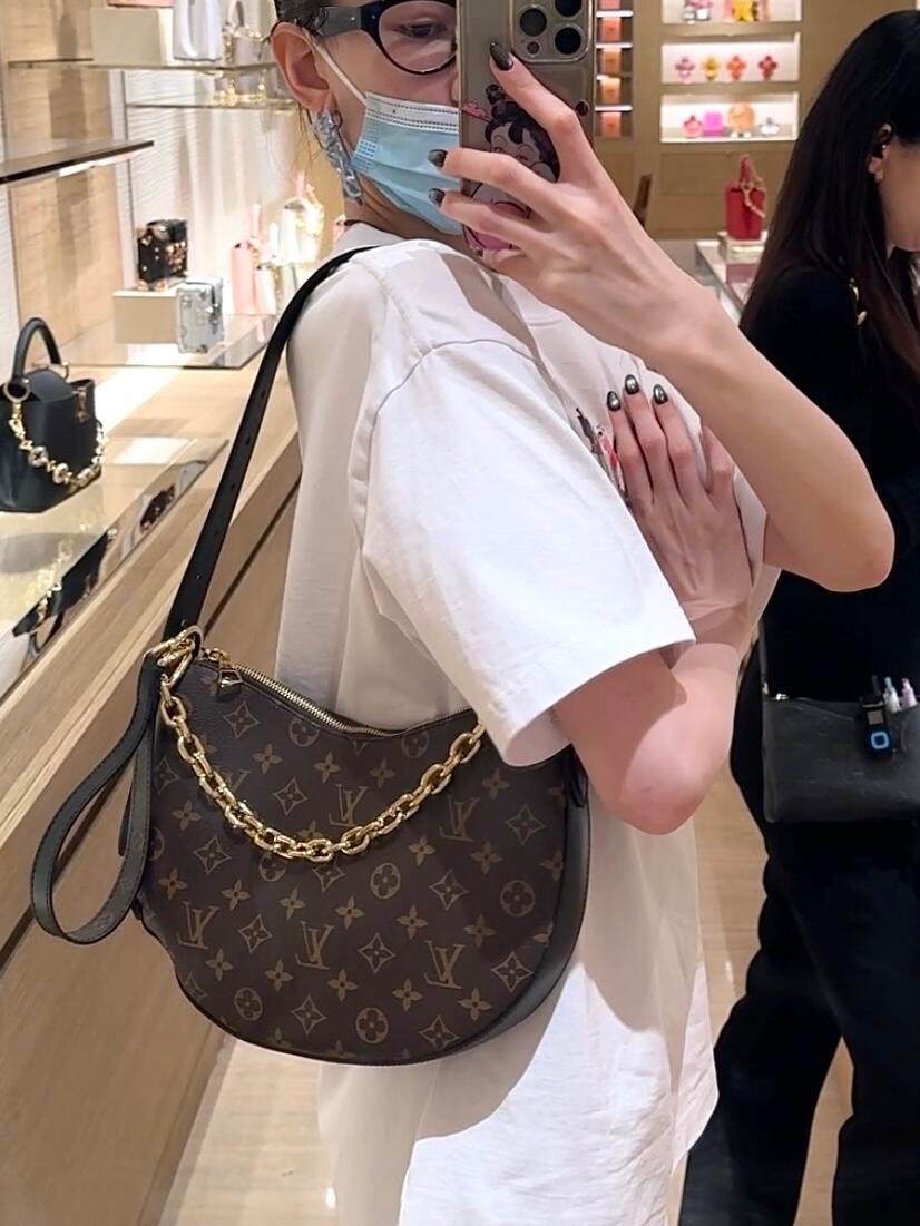 Louis Vuitton Cookie BB