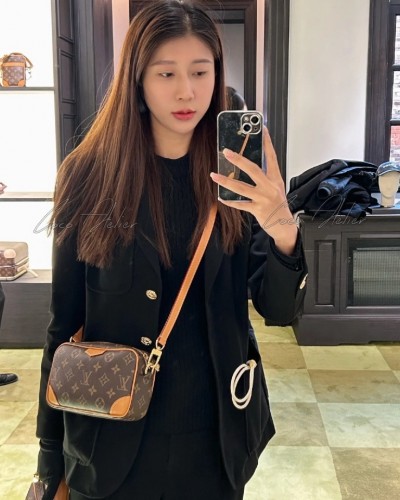 Louis Vuitton  트로카데로 웨어러블 월렛 숄더백