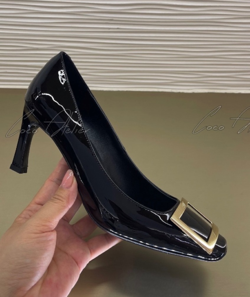 Roger Vivier 로저비비에 트럼펫 메탈 힐