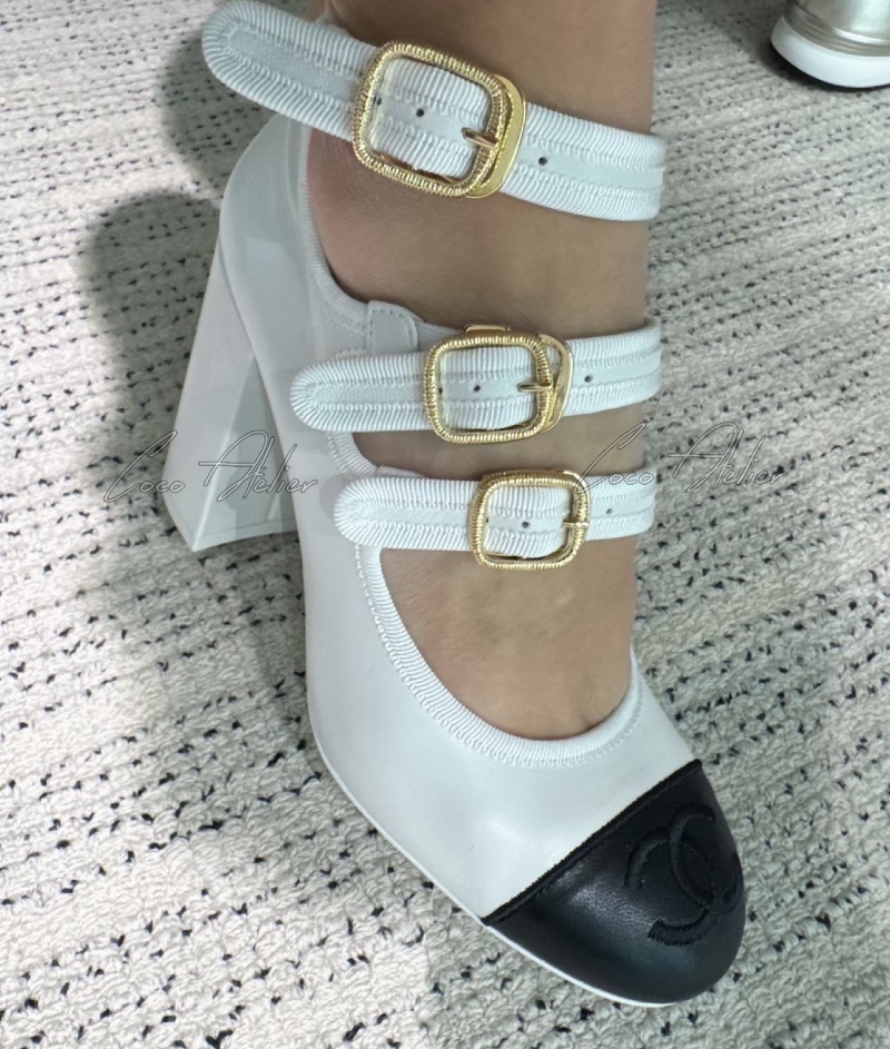 CHANEL 샤넬 스트랩 샌들 힐