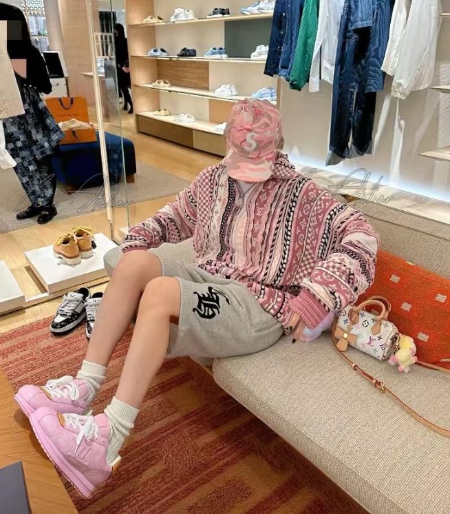 Louis Vuitton 루이 비통 니고 하프 집업 (남녀공용)