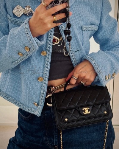 CHANEL 샤넬 25 WOC