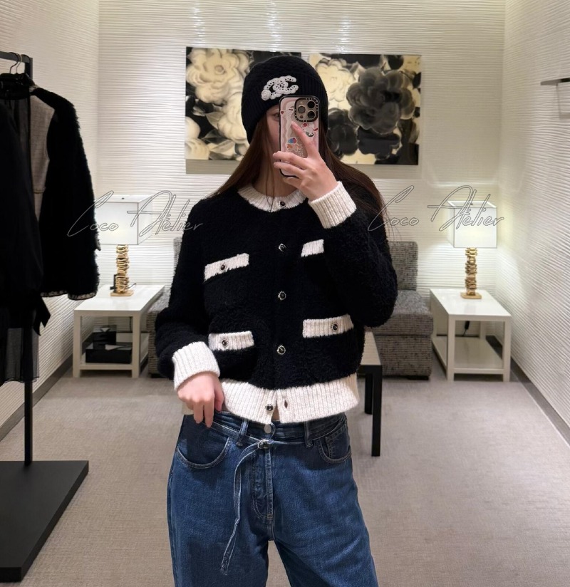 CHANEL 샤넬 배색 가디건