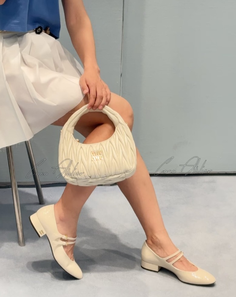 Miumiu 미우미우 메리제인 샌들