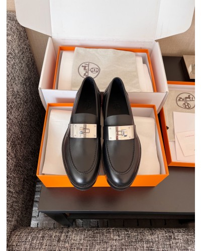 Hermes Hot Kelly loafer