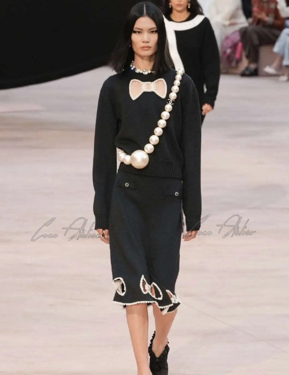 CHANEL 샤넬 리본 트임스커트