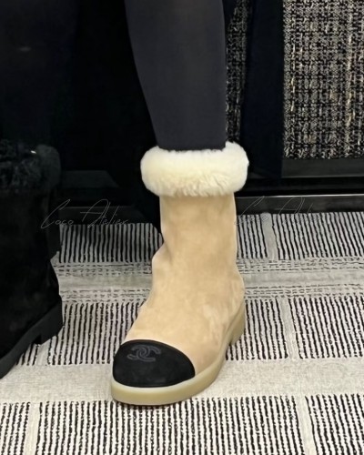 CHANEL 샤넬 어그 부츠