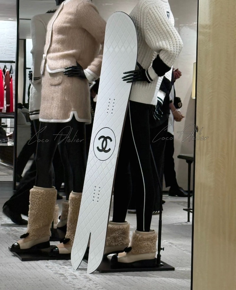 CHANEL 샤넬 시어링 부츠