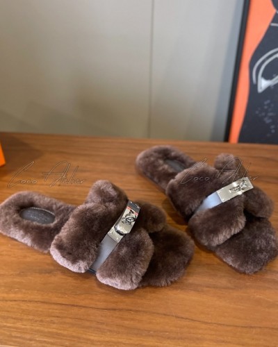 HERMES 에르메스 오란 퍼 슬리퍼