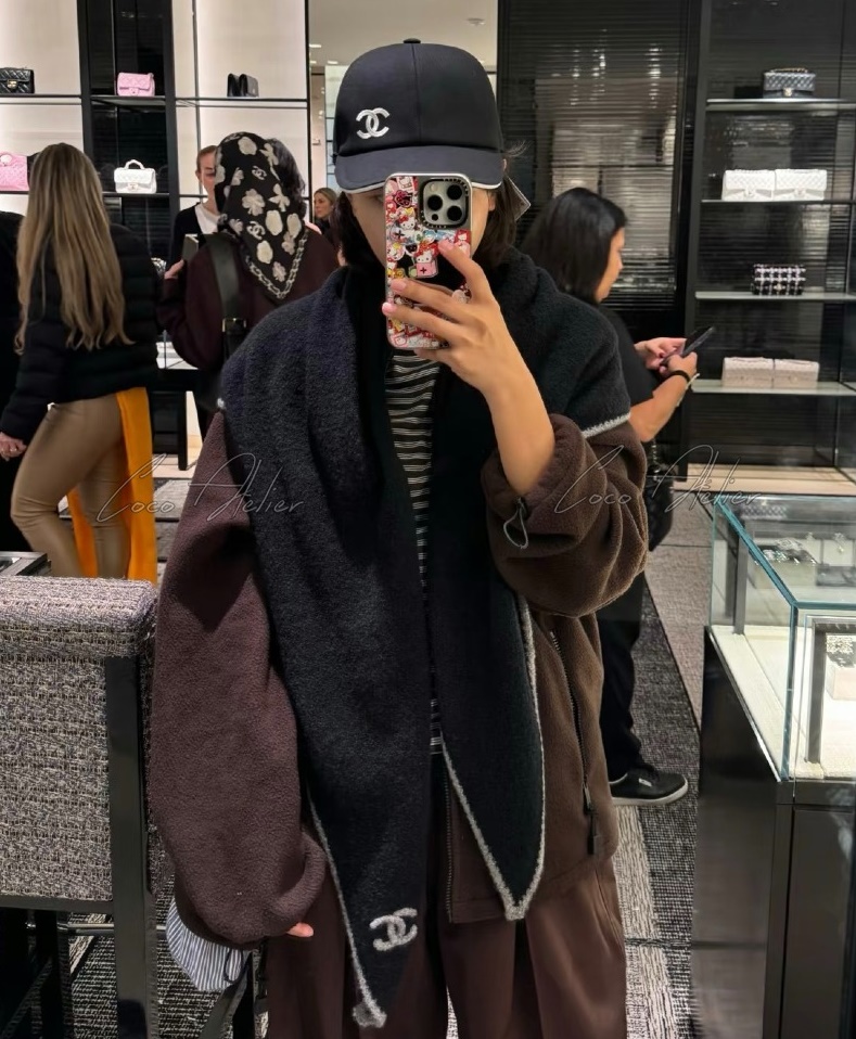 CHANEL 샤넬 마름모 머플러