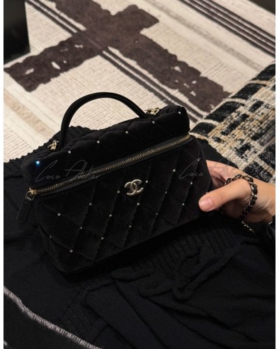 CHANEL 샤넬 벨벳 미니백