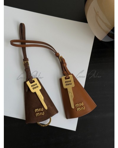 Miumiu 미우미우 키 백참