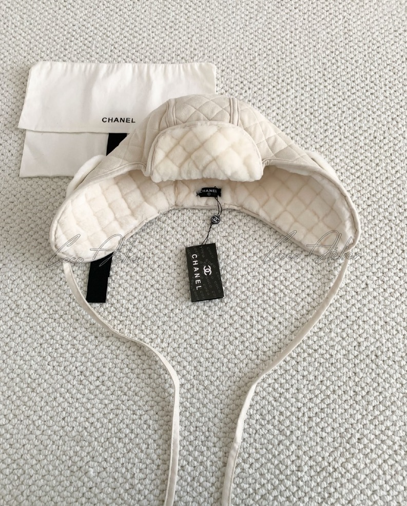 CHANEL 샤넬 시어링 트래퍼 햇