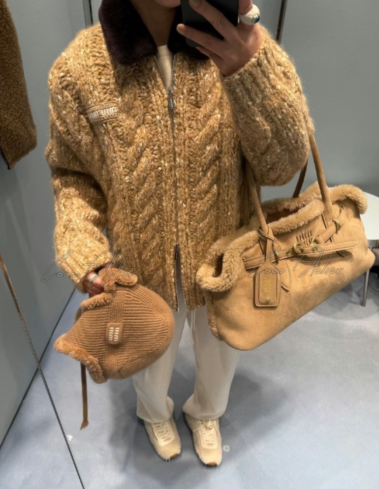 Miumiu 미우미우 꽈배기 니트 집업