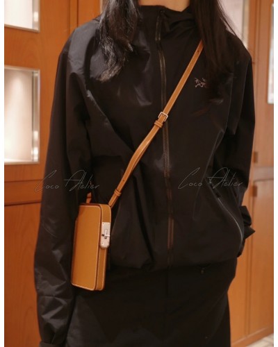 HERMES HAC a Box 폰 케이스백