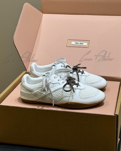 Mesh-leather sneakers