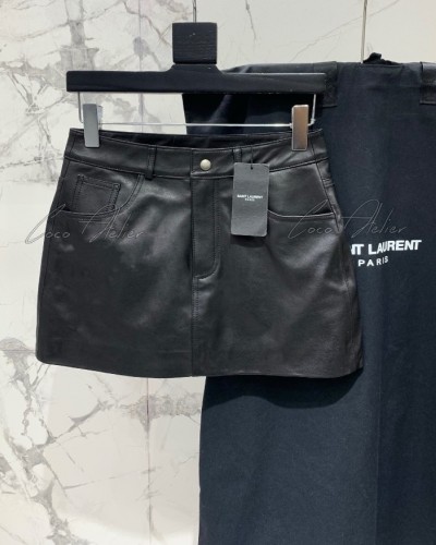 black leather mini skirt