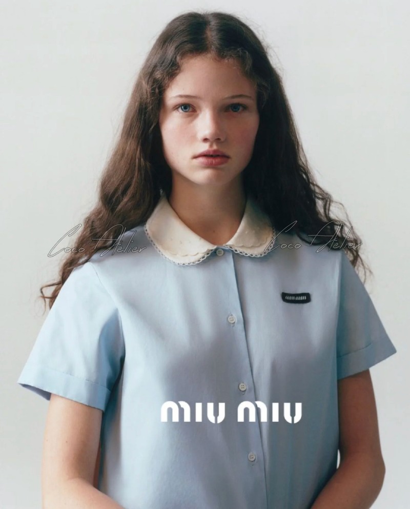 lace short-sleeved blouse