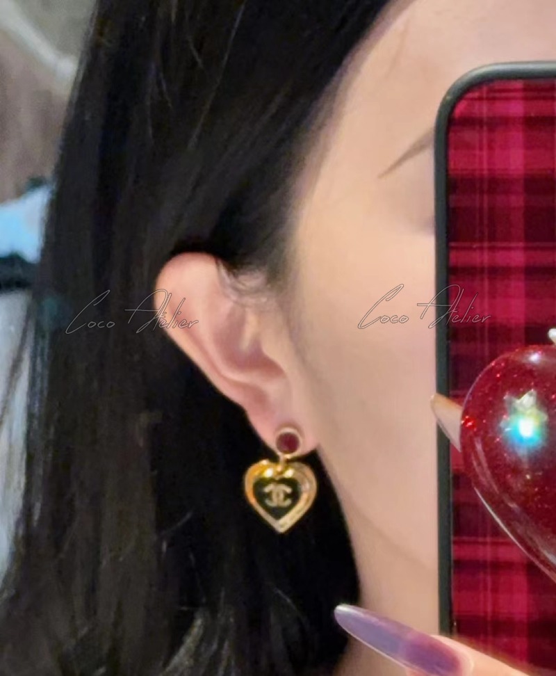Heart earrings