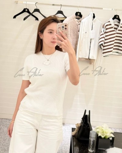 Camellia short-sleeved knit