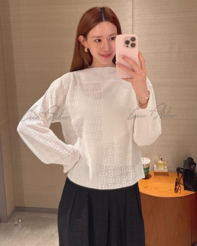 HE Off-shoulder Knit