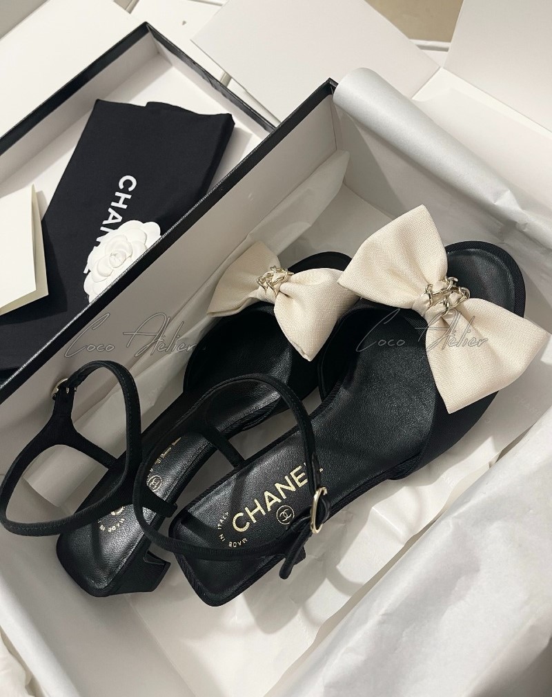 26ss Strap sandal heels