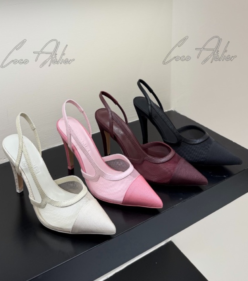 See-through slingbag