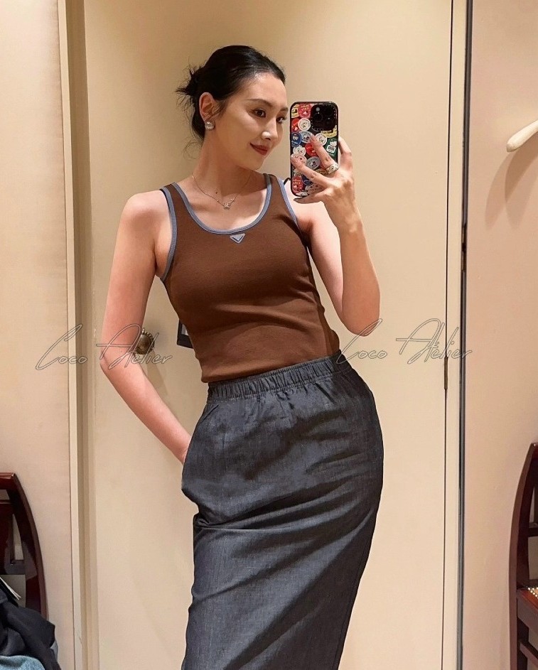 triangular sleeveless shirt