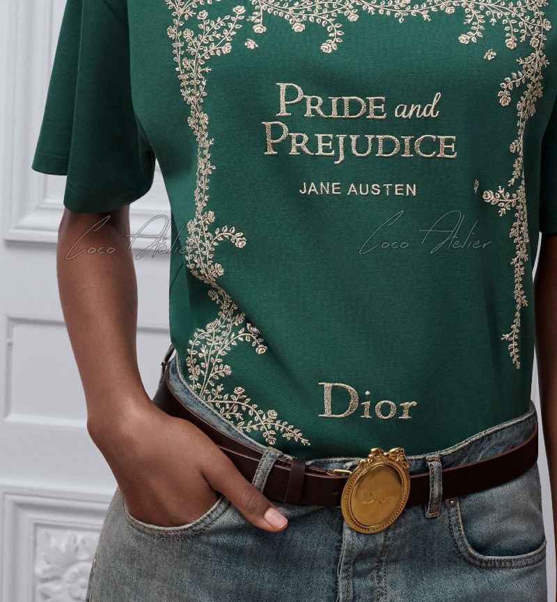 CD embroidered T-shirt