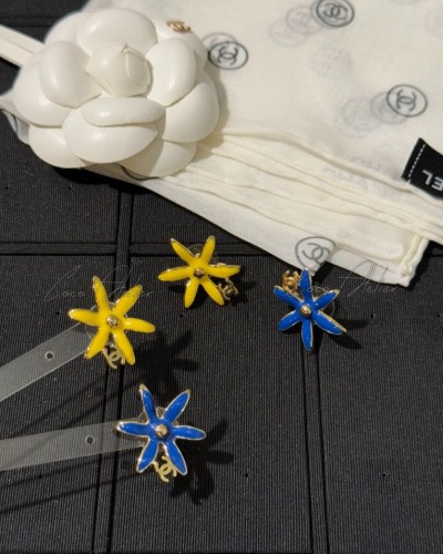 CC Flower Earrings